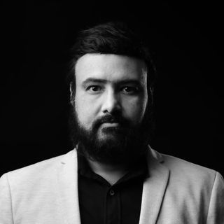 Dr. Vivek Khare